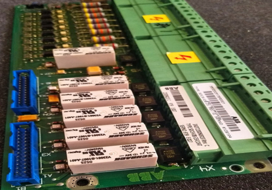 ABB SDCS-IOB-23 3ADT220090R0023 터미널 보드 디지털 연결 보드