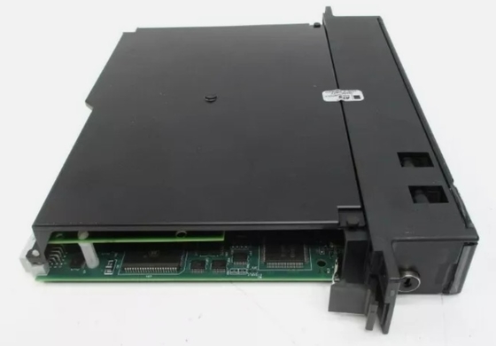 IC697CPX935 GE 싱글 슬롯 CPU 세 개의 시리즈 포트 32 비트 플로팅 포인트 중앙 처리 장치