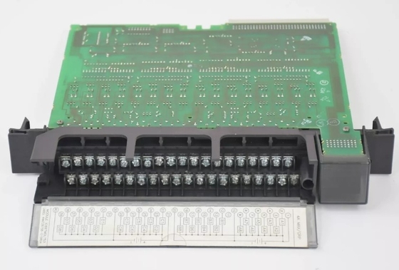 IC697MDL753 GE 디스크리트 출력 모듈 5/48 볼트 DC 0.5 Amp 부정 논리 32-포인트 출력 모듈