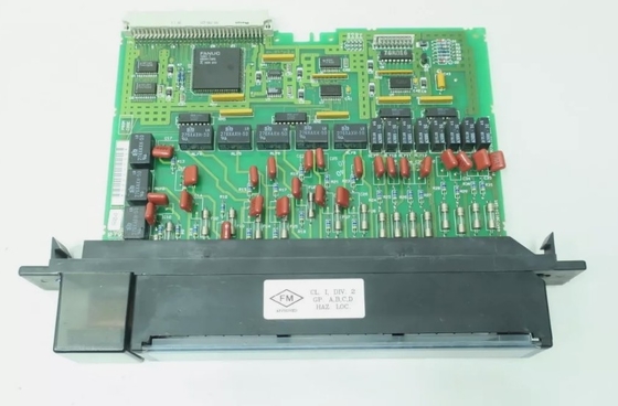 IC697MDL940 GE 디스크리트 출력 모듈 릴레이 출력 16 포인트 모듈 24 V DC