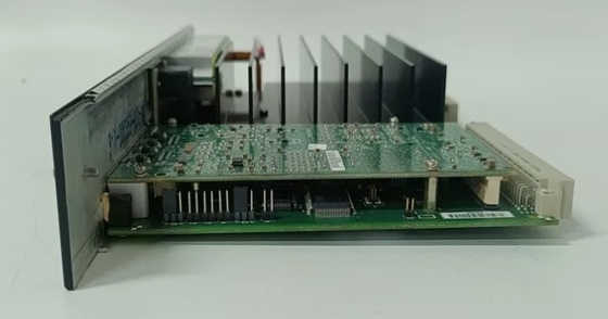 IC698CPE030 GE 중앙 처리 장치 CPU는 I/O 및 스마트 옵션 모듈과 통신