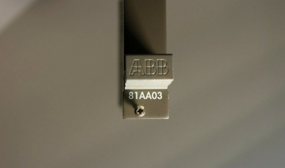 81AA03A-E GJR2394100R1210 ABB 출력 모듈 아날로그 IO 모듈
