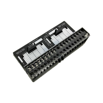 IC670CHS101 GE 파눅 GE 분야 입출력 베이스 배리어 스타일 단자 블록 핫 삽입 제너럴 일렉트릭
