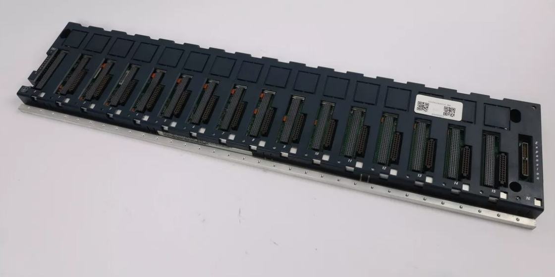 IC695CHS016 GE PAC 시스템 RX3i 16 슬롯 고속 컨트롤러 기본 PCI 및 일련 버스 지원